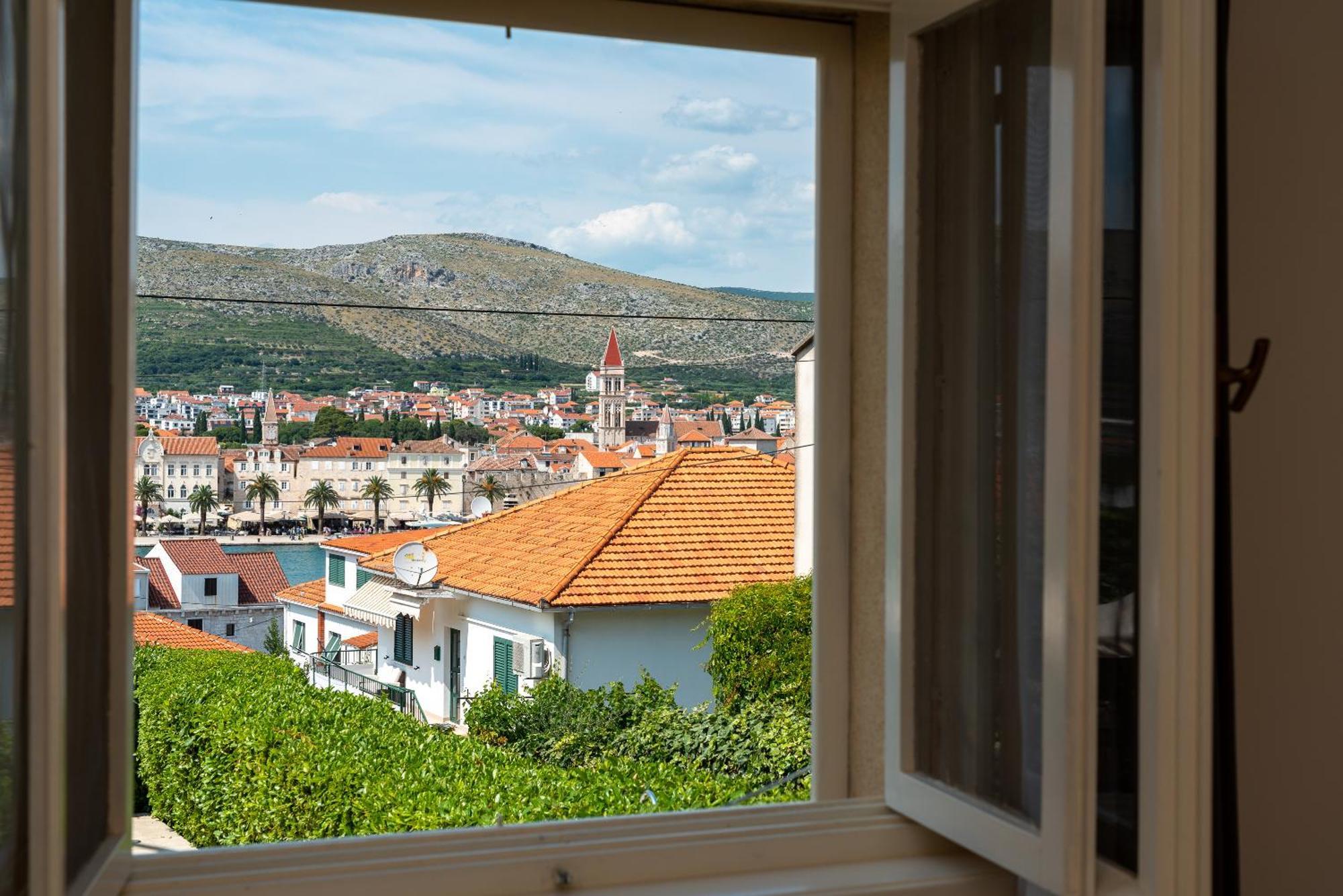 Villa Bakica Trogir Bagian luar foto